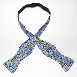 Kruwear reversible self-tied bow tie