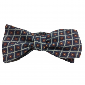 Kruwear 100% cotton self-tied bow tie by Chicago-based bow tie
